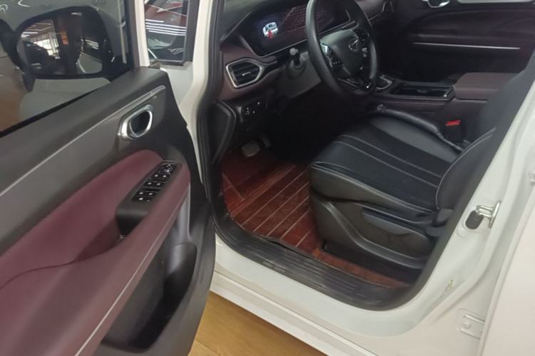 Used GAC Trumpchi M6 2021 270T DCT Elite Edition (7-seater) Driver Seat