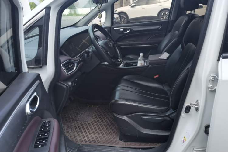 Used GAC Trumpchi M6 2021 PRO 270T DCT Elite Edition Driver Seat
