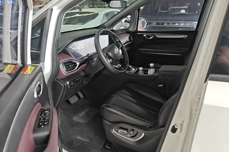 Used GAC Trumpchi M6 2021 PRO 270T DCT Luxury Edition Driver Seat