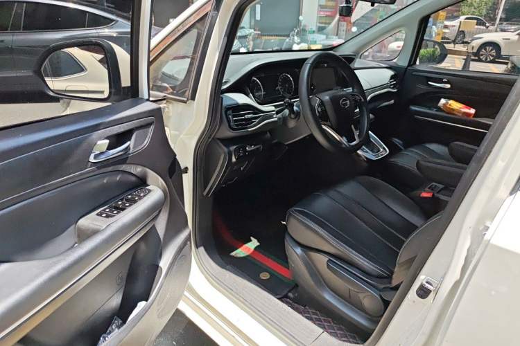Used GAC Trumpchi M6 2021 270T DCT Luxury Edition (6 Seats) Driver Seat