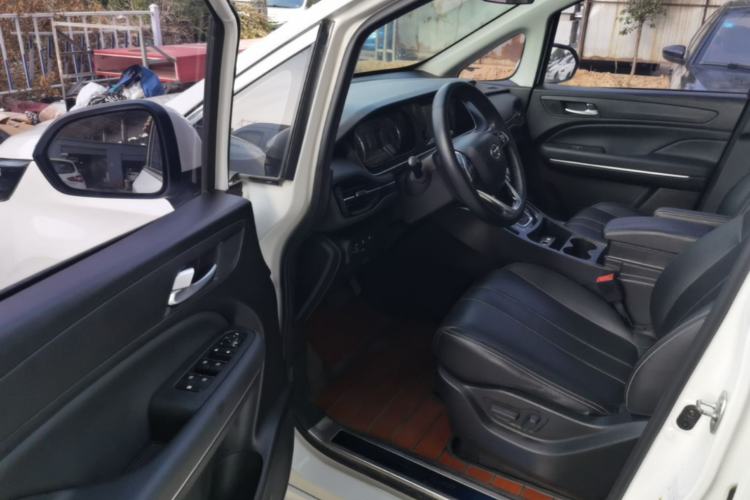 Used GAC Trumpchi M6 2021 270T DCT Luxury Edition (7-seater) Driver Seat