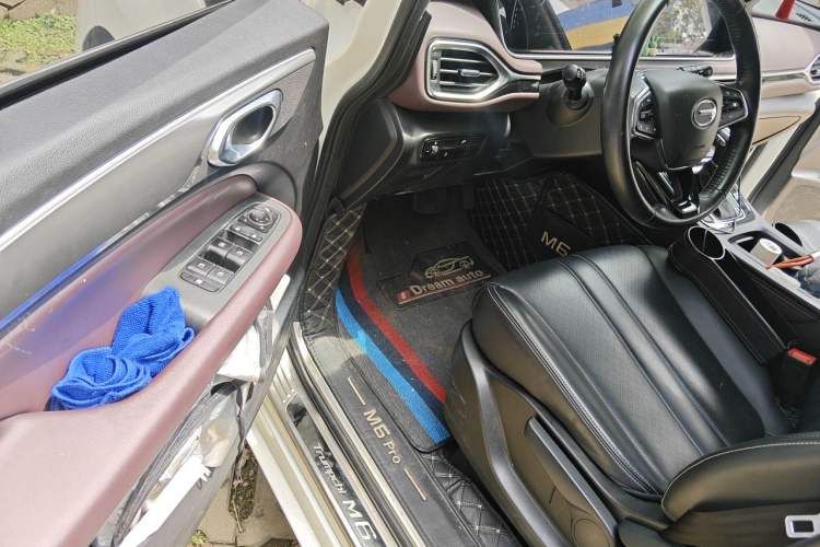 Used GAC Trumpchi M6 2021 270T DCT Luxury Edition (7 Seats) Driver Seat