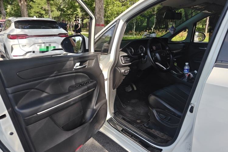 Used GAC Trumpchi M6 2021 270T DCT Luxury Edition (7-seater) Driver Seat