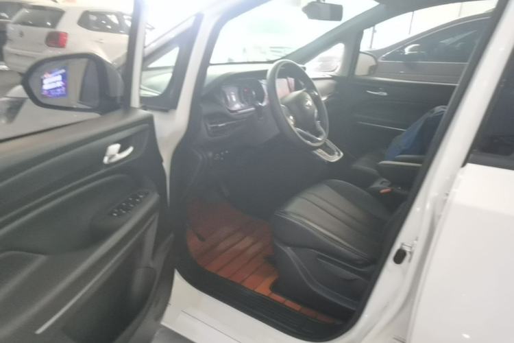 Used GAC Trumpchi M6 2021 270T DCT Luxury Edition (7 Seats) Driver Seat