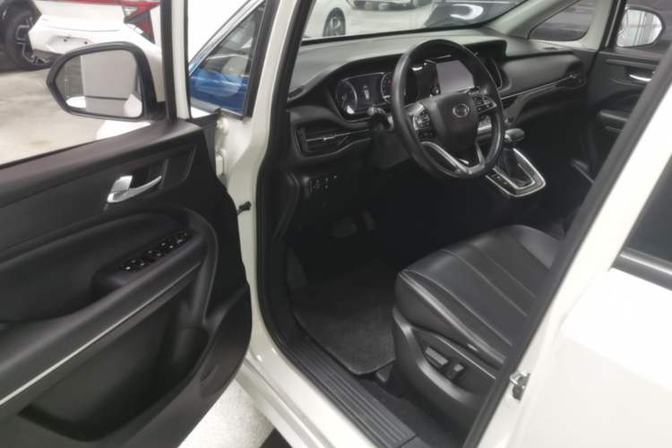 Used GAC Trumpchi M6 2021 270T DCT Luxury Edition (7-seater) Driver Seat