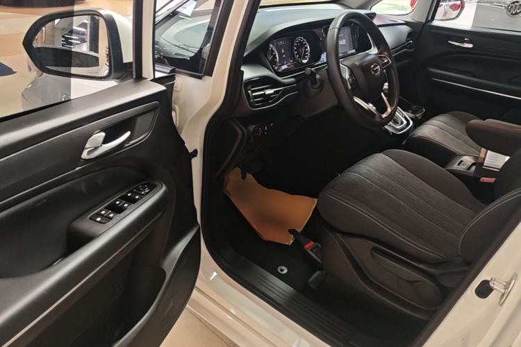 Used GAC Trumpchi M6 2021 PRO 270T Automatic Luxury Edition Driver Seat