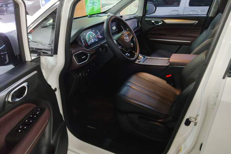 Used GAC Trumpchi M6 2021 PRO 270T DCT Luxury Edition Driver Seat