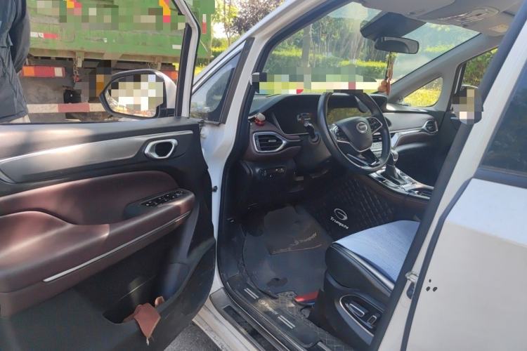 Used GAC Trumpchi M6 2021 270T DCT Prestige Edition (7-seater) Driver Seat