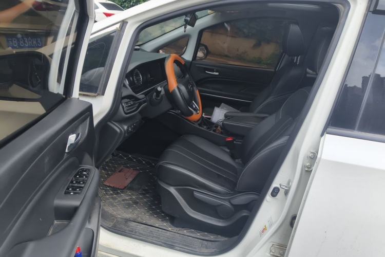 Used GAC Trumpchi M6 2021 270T DCT Luxury Edition (7 Seats) Driver Seat