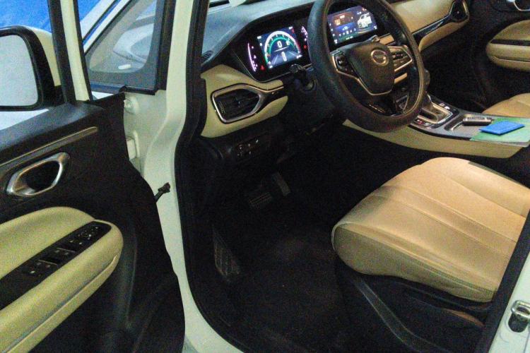 Used GAC Trumpchi M6 2021 PRO 270T Automatic Luxury Edition Driver Seat