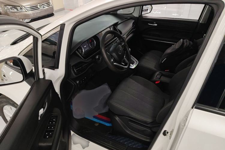 Used GAC Trumpchi M6 2021 270T DCT Elite Edition (7-seater) Driver Seat