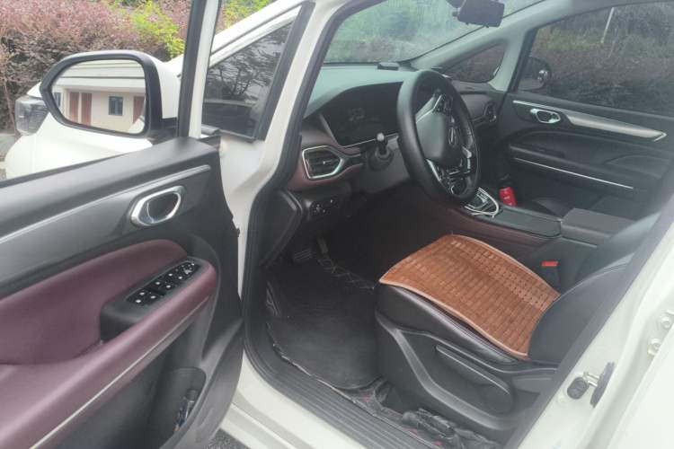 Used GAC Trumpchi M6 2021 PRO 270T DCT Luxury Edition Driver Seat