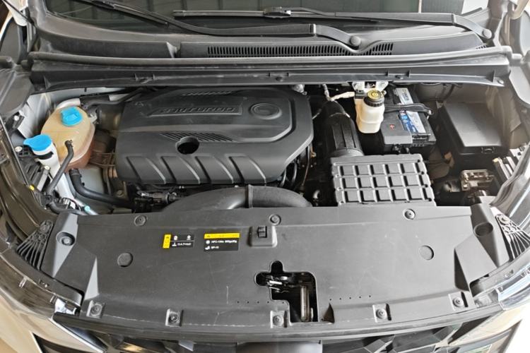 Used GAC Trumpchi M6 2021 PRO 270T DCT Luxury Edition Engine Bay