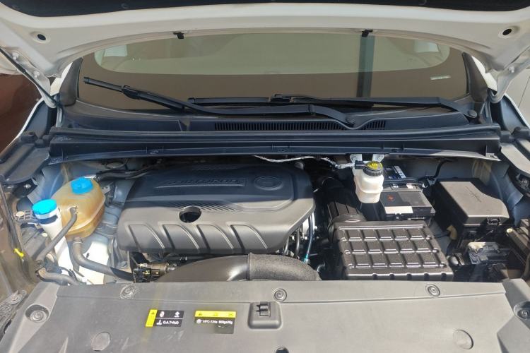 Used GAC Trumpchi M6 2021 PRO 270T Automatic Luxury Edition Engine Bay