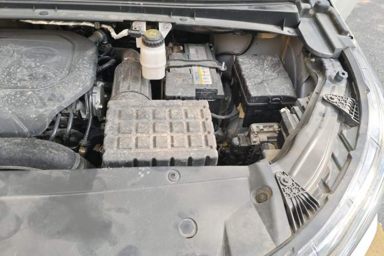 Used GAC Trumpchi M6 2021 PRO 270T DCT Luxury Edition Engine Bay Left