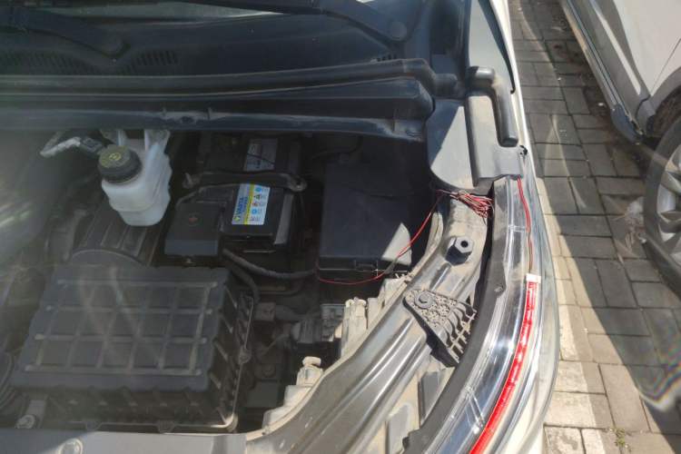 Used GAC Trumpchi M6 2021 PRO 270T DCT Luxury Edition Engine Bay Left