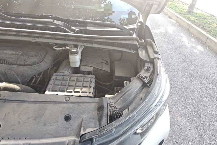 Used GAC Trumpchi M6 2021 270T DCT Luxury Edition (7-seater) Engine Bay Left