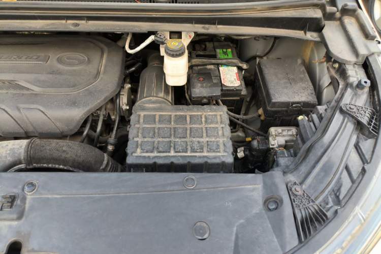 Used GAC Trumpchi M6 2021 PRO 270T DCT Luxury Edition Engine Bay Left