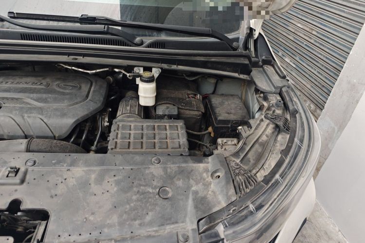 Used GAC Trumpchi M6 2021 270T DCT Elite Edition (7-seater) Engine Bay Left