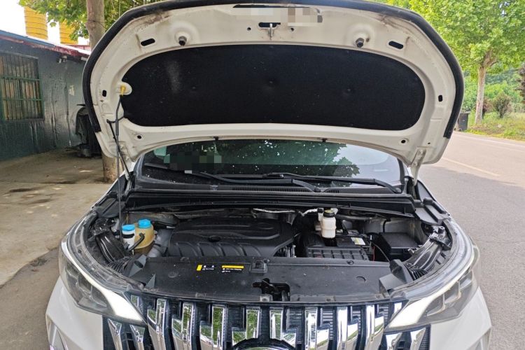 Used GAC Trumpchi M6 2021 PRO 270T DCT Luxury Edition Engine Bay