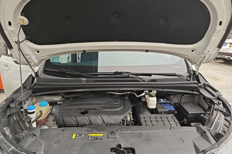 Used GAC Trumpchi M6 2021 PRO 270T Automatic Luxury Edition Engine Bay