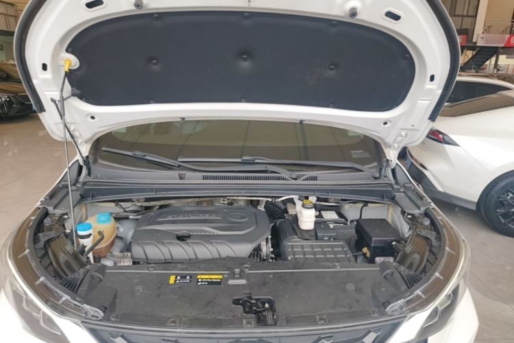 Used GAC Trumpchi M6 2021 PRO 270T Automatic Luxury Edition Engine Bay