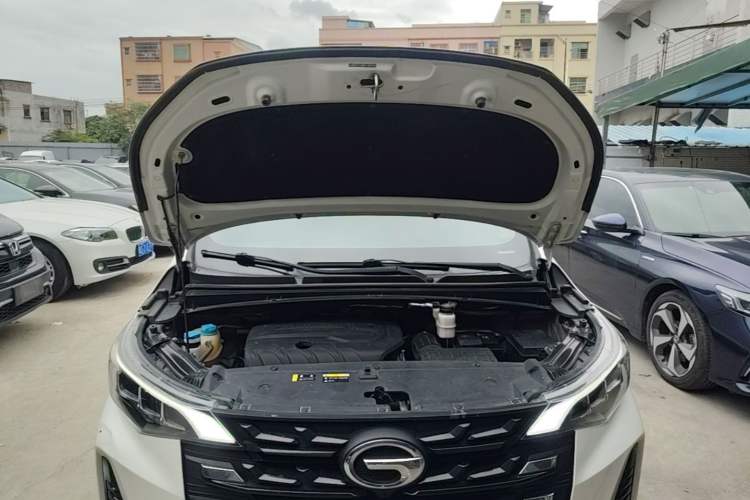 Used GAC Trumpchi M6 2021 PRO 270T Automatic Luxury Edition Engine Bay