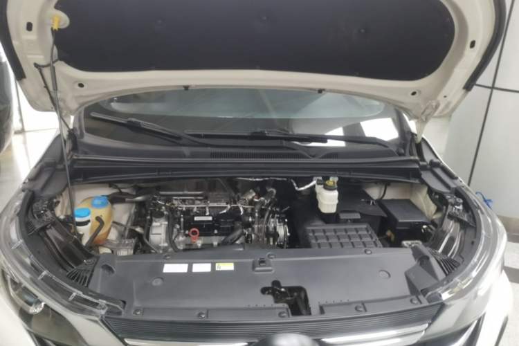 Used GAC Trumpchi M6 2021 270T DCT Luxury Edition (7-seater) Engine Bay