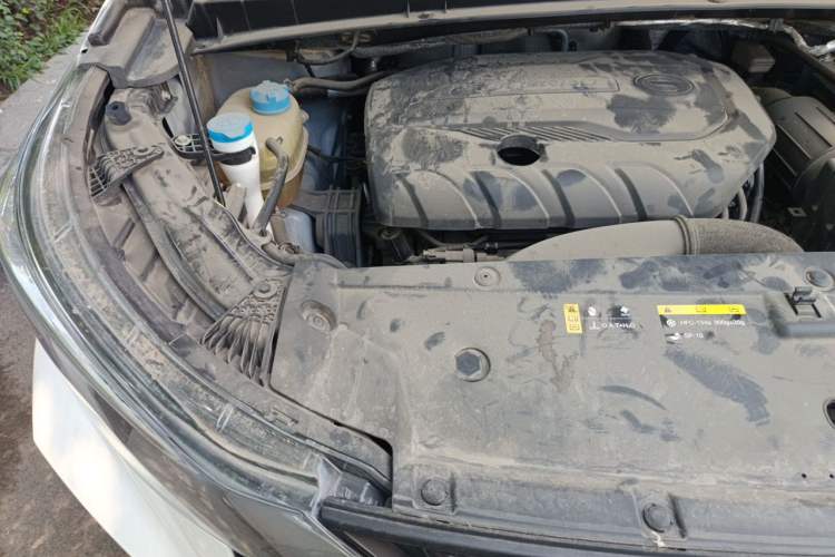 Used GAC Trumpchi M6 2021 PRO 270T DCT Luxury Edition Engine Bay Right