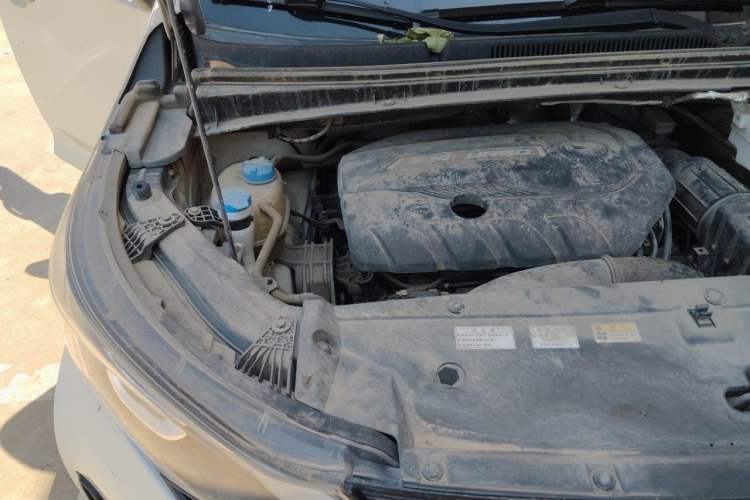 Used GAC Trumpchi M6 2021 270T DCT Luxury Edition (7-seater) Engine Bay Right