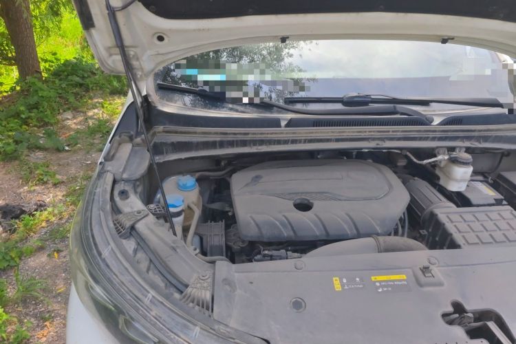 Used GAC Trumpchi M6 2021 270T DCT Elite Edition (7-seater) Engine Bay Right