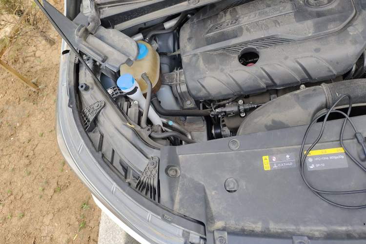 Used GAC Trumpchi M6 2021 PRO 270T Automatic Luxury Edition Engine Bay Right