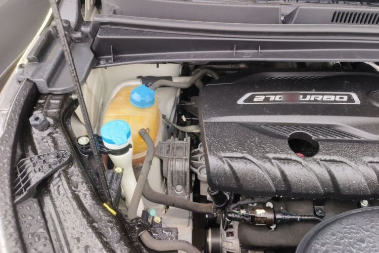 Used GAC Trumpchi M6 2021 270T DCT Elite Edition (7-seater) Engine Bay Right