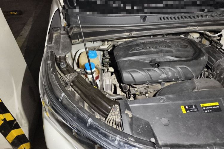 Used GAC Trumpchi M6 2021 PRO 270T DCT Luxury Edition Engine Bay Right