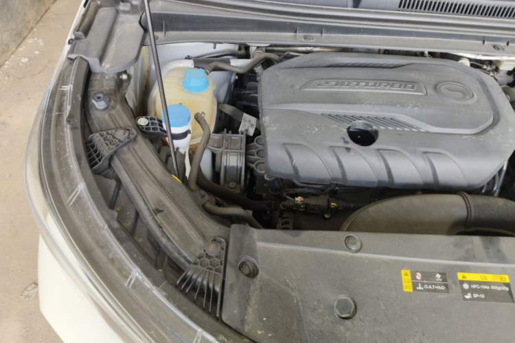 Used GAC Trumpchi M6 2021 270T DCT Luxury Edition (7 Seats) Engine Bay Right