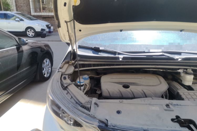 Used GAC Trumpchi M6 2021 PRO 270T DCT Luxury Edition Engine Bay Right