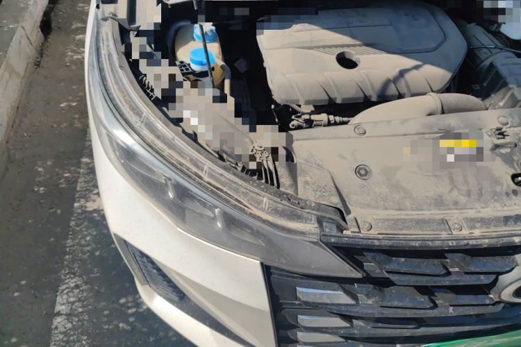 Used GAC Trumpchi M6 2021 270T DCT Prestige Edition (7-seater) Engine Bay Right