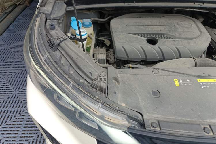 Used GAC Trumpchi M6 2021 PRO 270T DCT Luxury Edition Engine Bay Right