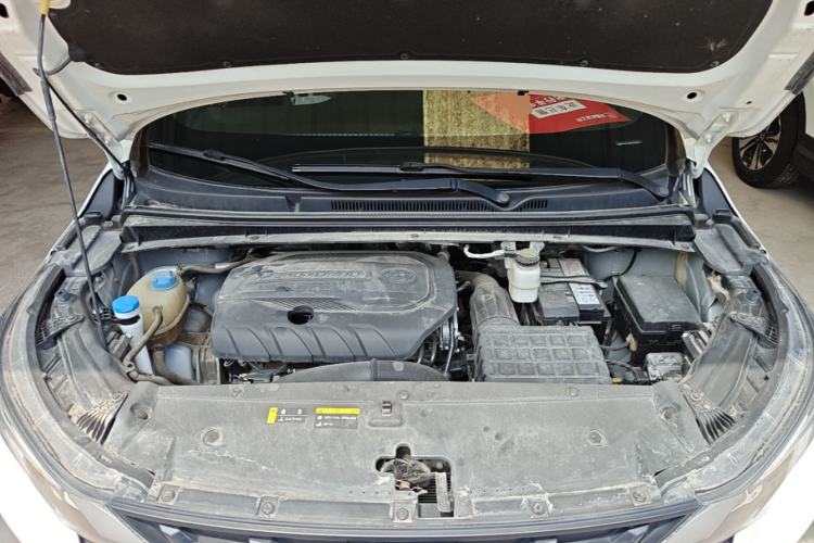 Used GAC Trumpchi M6 2021 PRO 270T DCT Luxury Edition Engine Bay