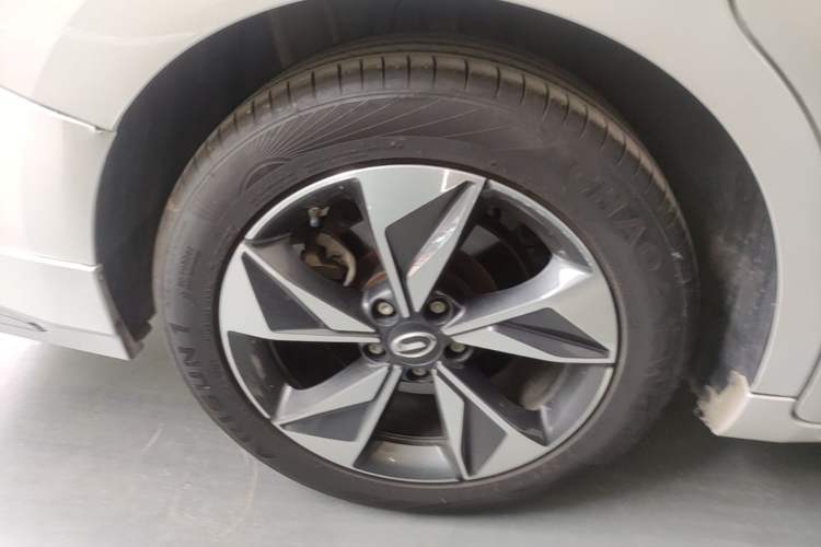 Used GAC Trumpchi M6 2021 PRO 270T Automatic Luxury Edition Exterior 2