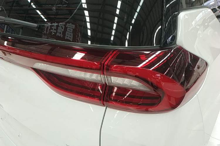 Used GAC Trumpchi M6 2021 PRO 270T DCT Elite Edition Exterior 3