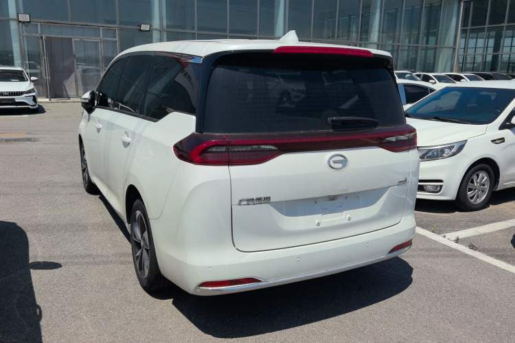 Used GAC Trumpchi M6 2021 PRO 270T Automatic Luxury Edition Exterior 3