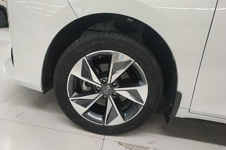 Used GAC Trumpchi M6 2021 PRO 270T DCT Elite Edition Exterior 4