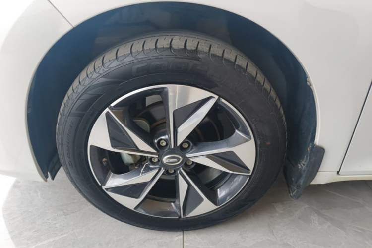Used GAC Trumpchi M6 2021 PRO 270T Automatic Luxury Edition Exterior 4