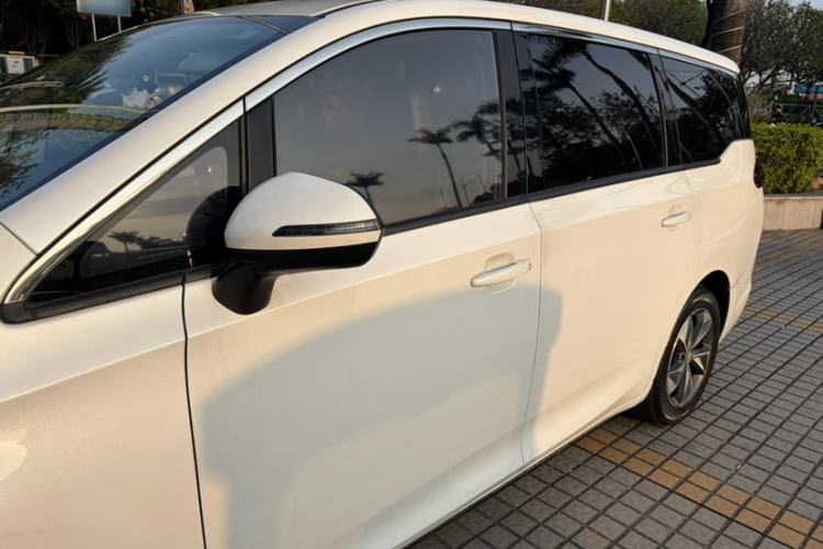 Used GAC Trumpchi M6 2021 PRO 270T DCT Luxury Edition Exterior 4