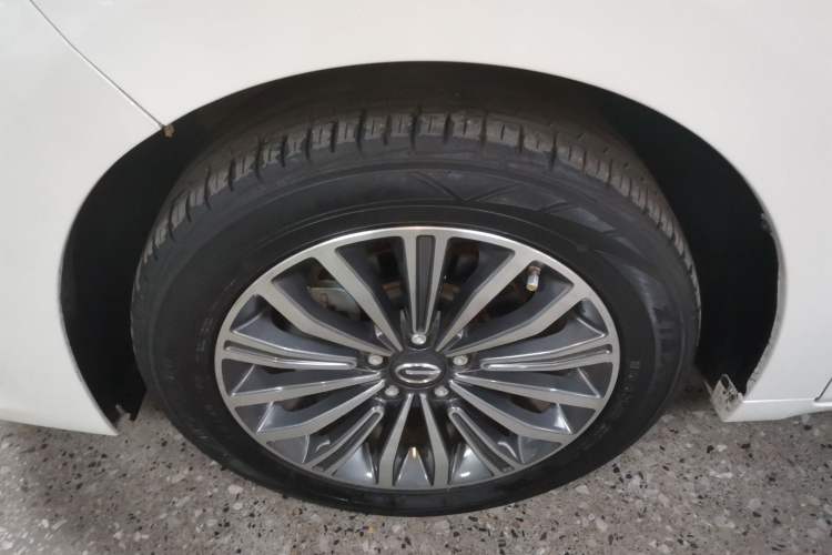 Used GAC Trumpchi M6 2021 270T DCT Luxury Edition (7-seater) Exterior 4