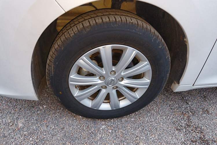 Used GAC Trumpchi M6 2021 PRO 270T DCT Elite Edition Exterior 4