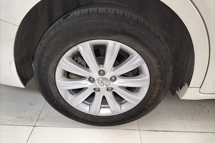 Used GAC Trumpchi M6 2021 270T DCT Elite Edition (7-seater) Exterior 5