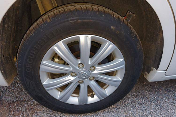 Used GAC Trumpchi M6 2021 PRO 270T DCT Elite Edition Exterior 5