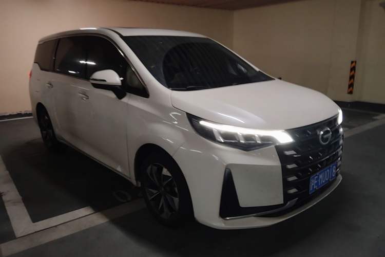 Used GAC Trumpchi M6 2021 PRO 270T DCT Luxury Edition Front Right 45 Deg